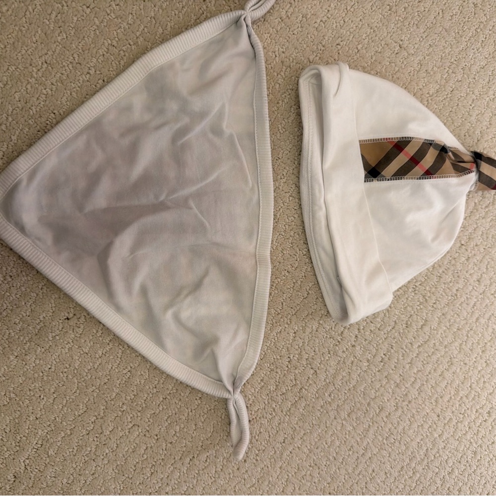 Burberry Bab 2-Piece Set Hat & Top NWOT